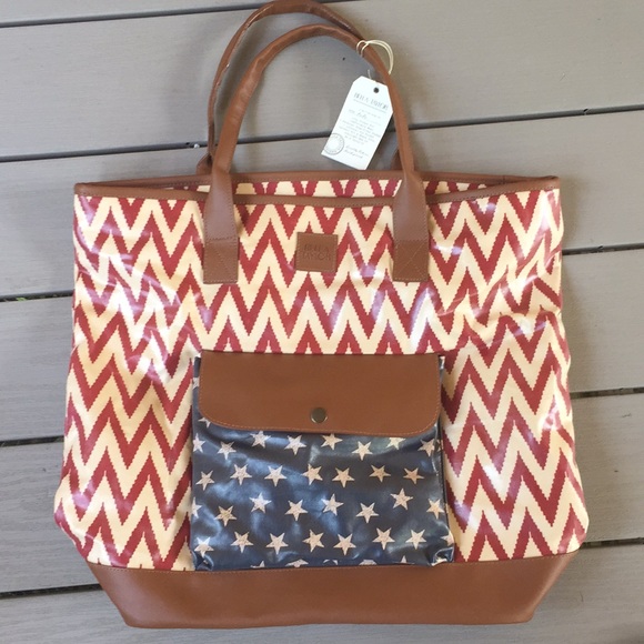 Bella Taylor Antebellum Canvas Caravan Tote - Picture 1 of 4